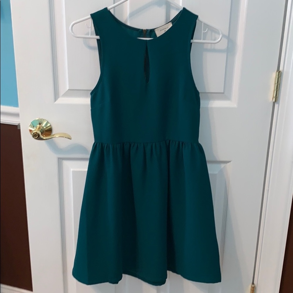 Women’s dress